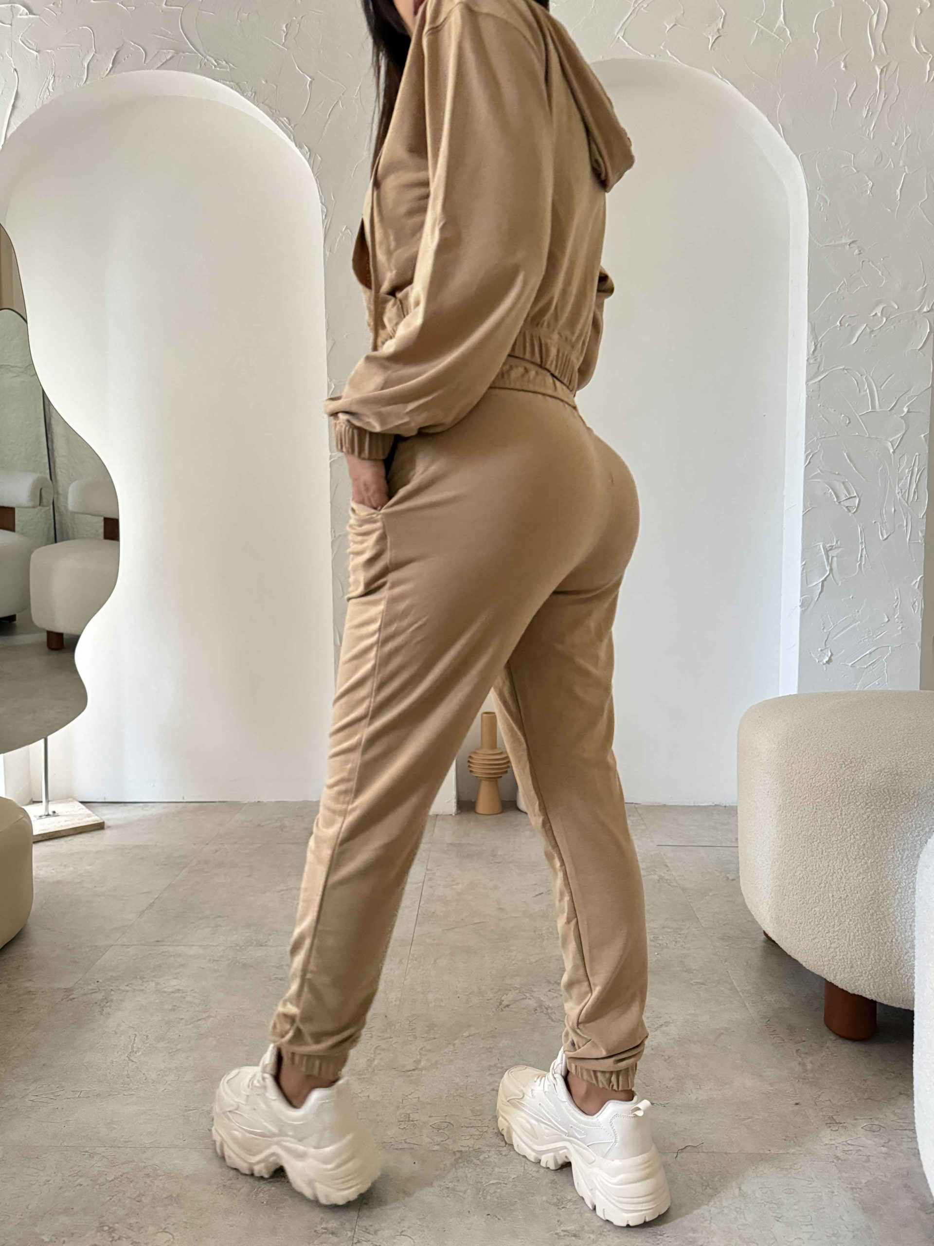 Set Suéter y Jogger Beige